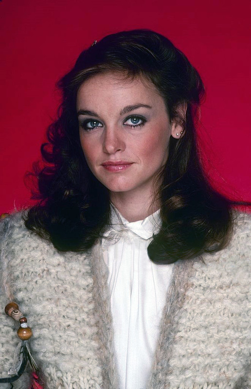 pamela_sue_martin_b85