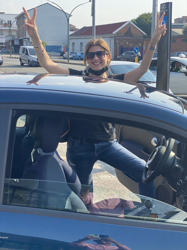 0D3F4EEC-9074-4C87-BBA2-D3F22770F055