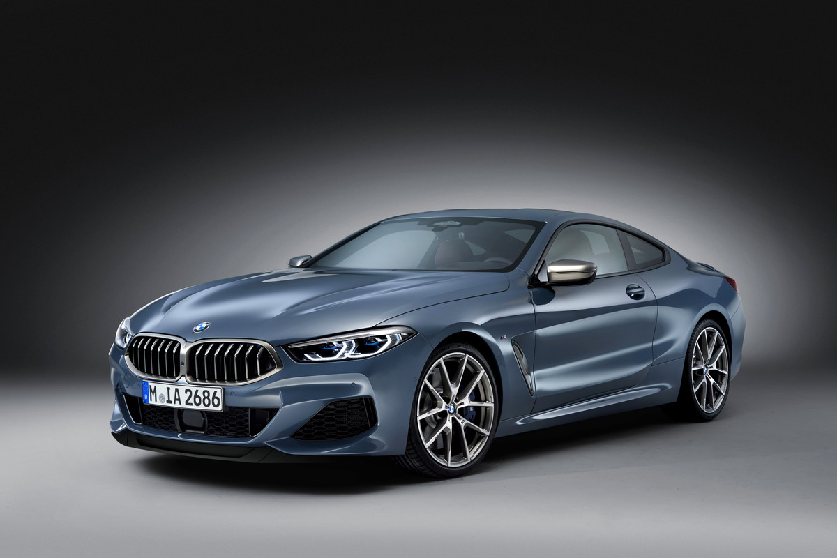 P90306641_highRes_the-all-new-bmw-8-se