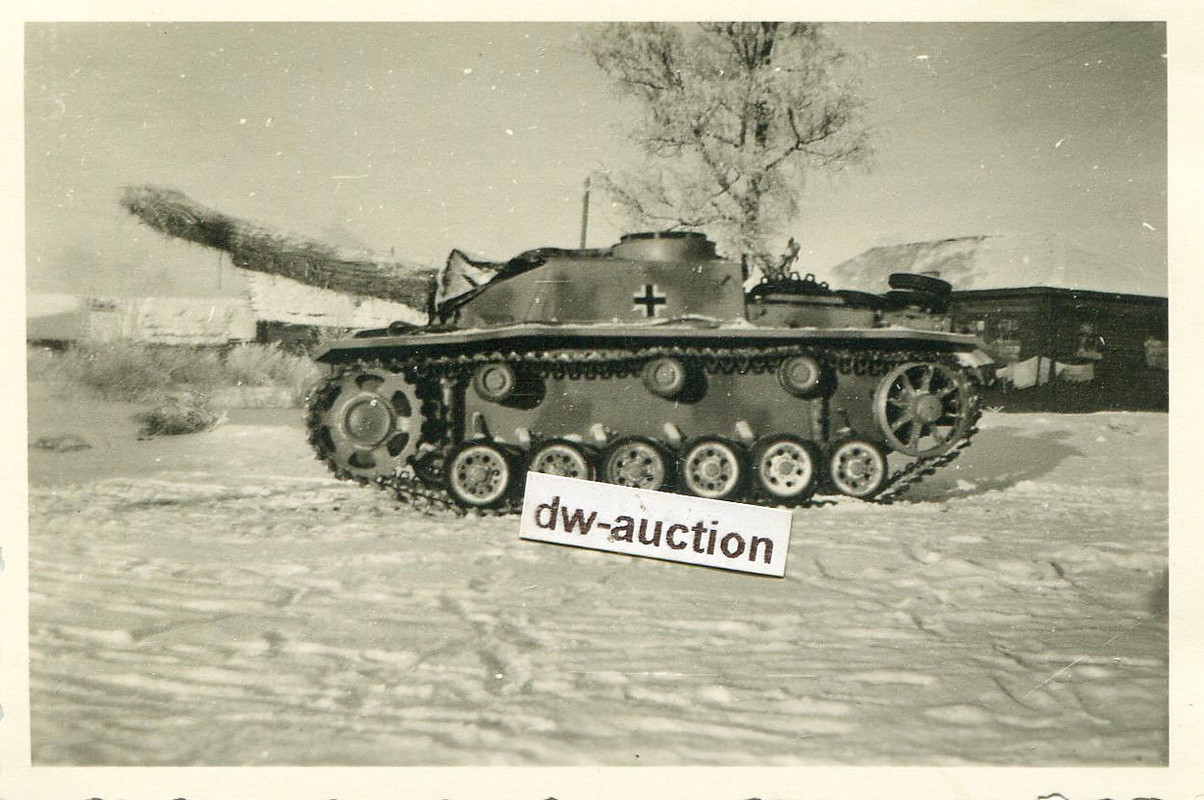 Sturmgeschütz Abt. , Stug mit Tarnanstrich in Ru