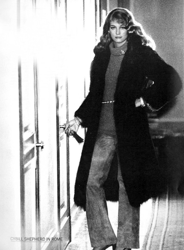 CybillShepherd_b06