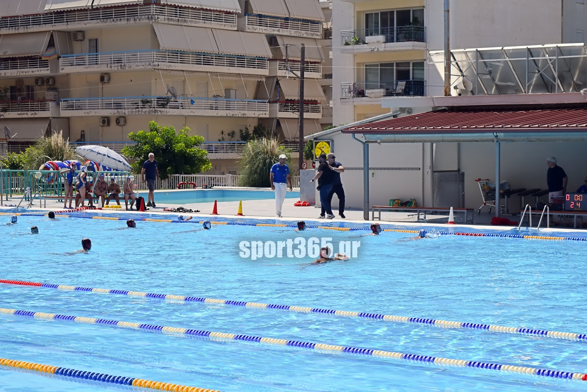 , Ά&rho;&gamma;&eta;&sigmaf; &Kappa;&alpha;&lambda;&alpha;&mu;ά&tau;&alpha;&sigmaf;: &Alpha;&sigma;&eta;&mu;έ&nu;&iota;&omicron; &mu;&epsilon;&tau;ά&lambda;&lambda;&iota;&omicron; &gamma;&iota;&alpha; &tau;&eta;&nu; &pi;&rho;&omicron;&mu;ί&nu;&iota; &omicron;&mu;ά&delta;&alpha; &sigma;&tau;&omicron; &Pi;&alpha;&nu;&epsilon;&lambda;&lambda;ή&nu;&iota;&omicron; &Pi;&rho;&omega;&tau;ά&theta;&lambda;&eta;&mu;&alpha; &pi;ό&lambda;&omicron; Silver League (&phi;&omega;&tau;&omicron;&gamma;&rho;&alpha;&phi;ί&epsilon;&sigmaf;)