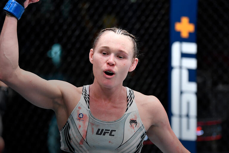 Андреа Лий срещу Джей Джей Олдрич на UFC Vegas 103