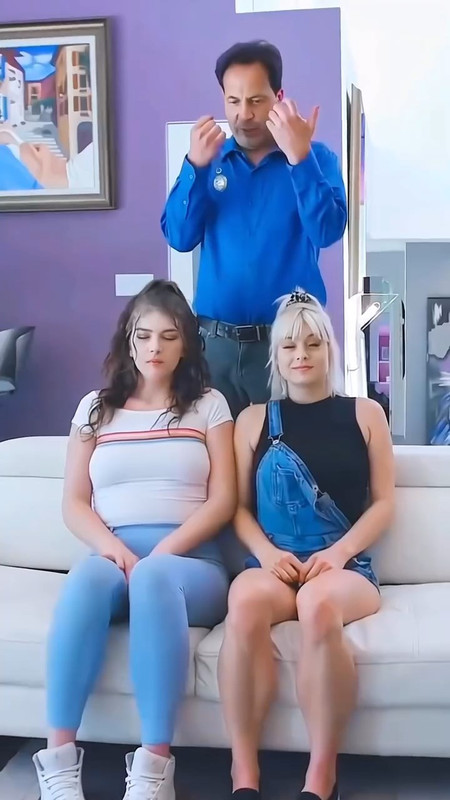 alyx_greas vO-zBfJHOuZrSzf9eA  (2)