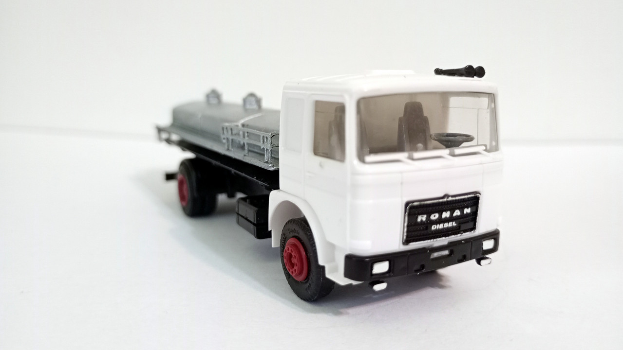 Mach (3331)