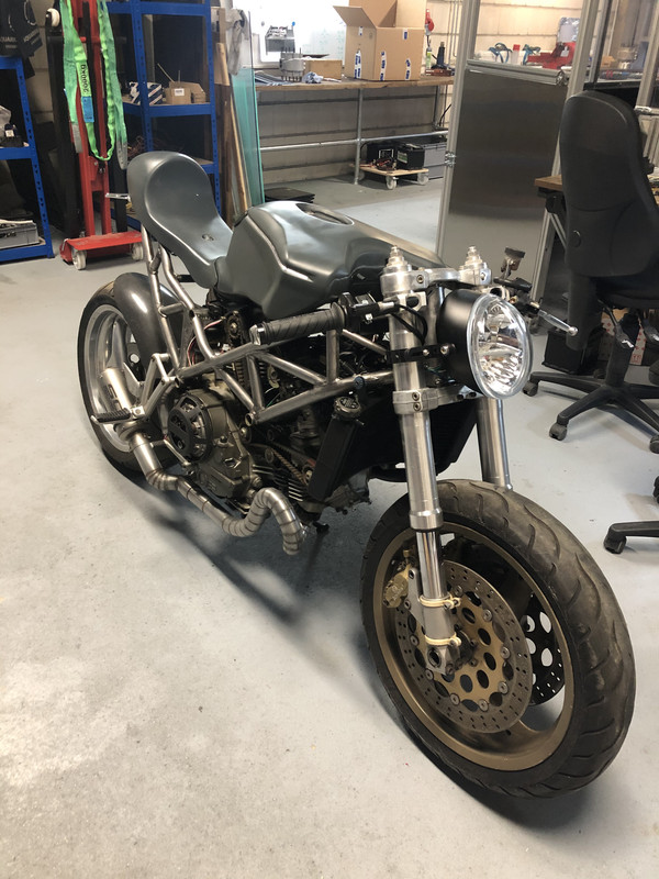 1E6F7B2E-5DFA-4B20-BF80-8D8B1672E021