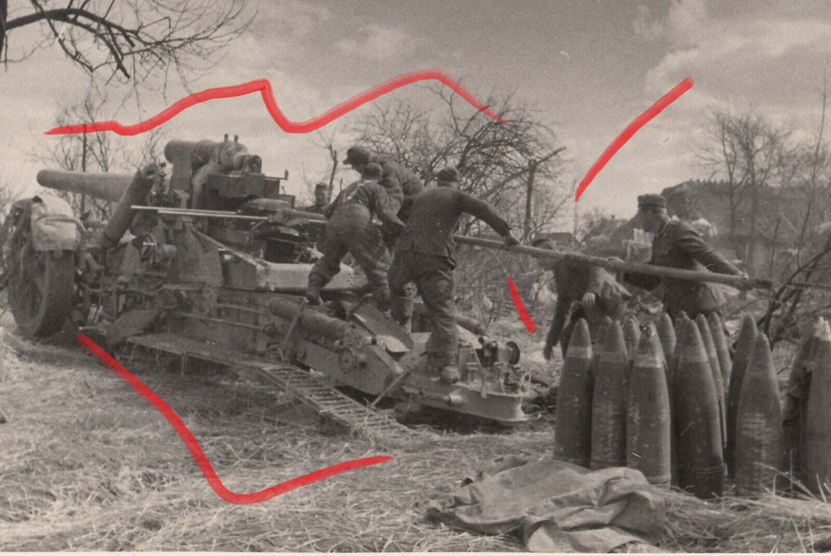 Foto Soldat schwere Artillerie Geschütz im Gefecht Rußland Einsatz Kampf