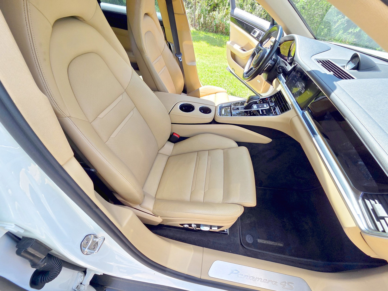 Vehicle thumbnail 22