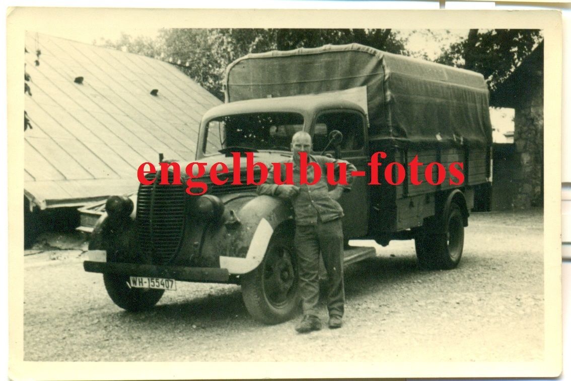 CATAFORIO (ITALIEN) - LKW mit SÜDFRONT-TARNUNG -