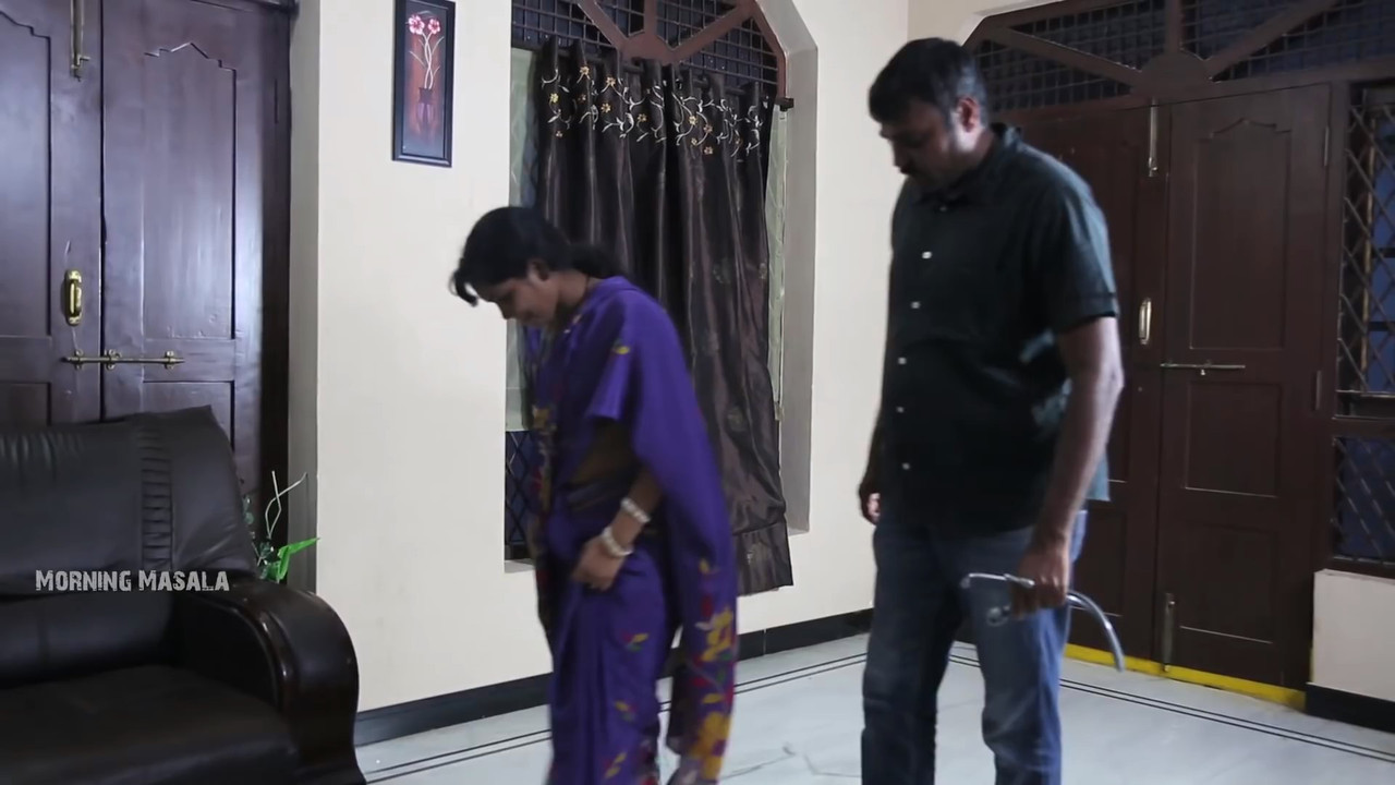 Anjali Aunty Romance With Doctor - YouTube.mp4_snapshot_02.08_[2021.10.12_13.25.47]