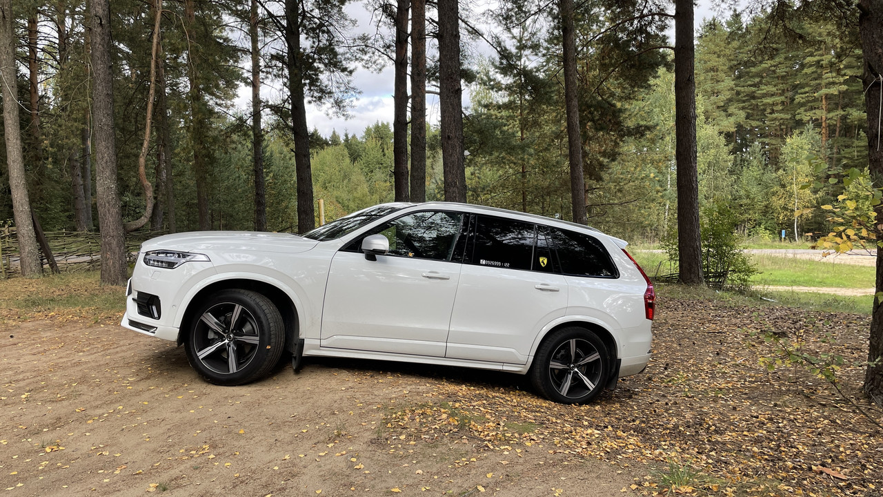 4C35DF17-5267-464D-AB13-F5D211CEC5FC