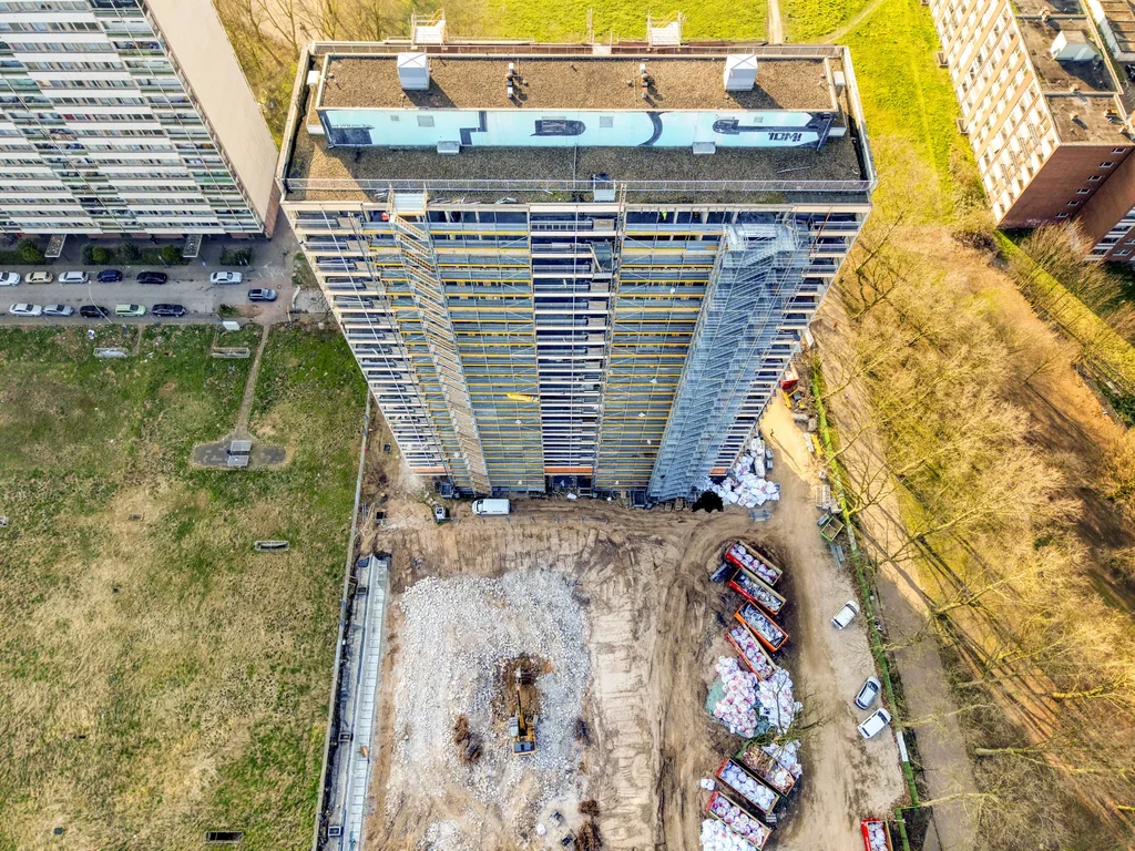 202503-DU-Hochheide-Sprengung-Dritter-Wei-er-Riese-1.webp