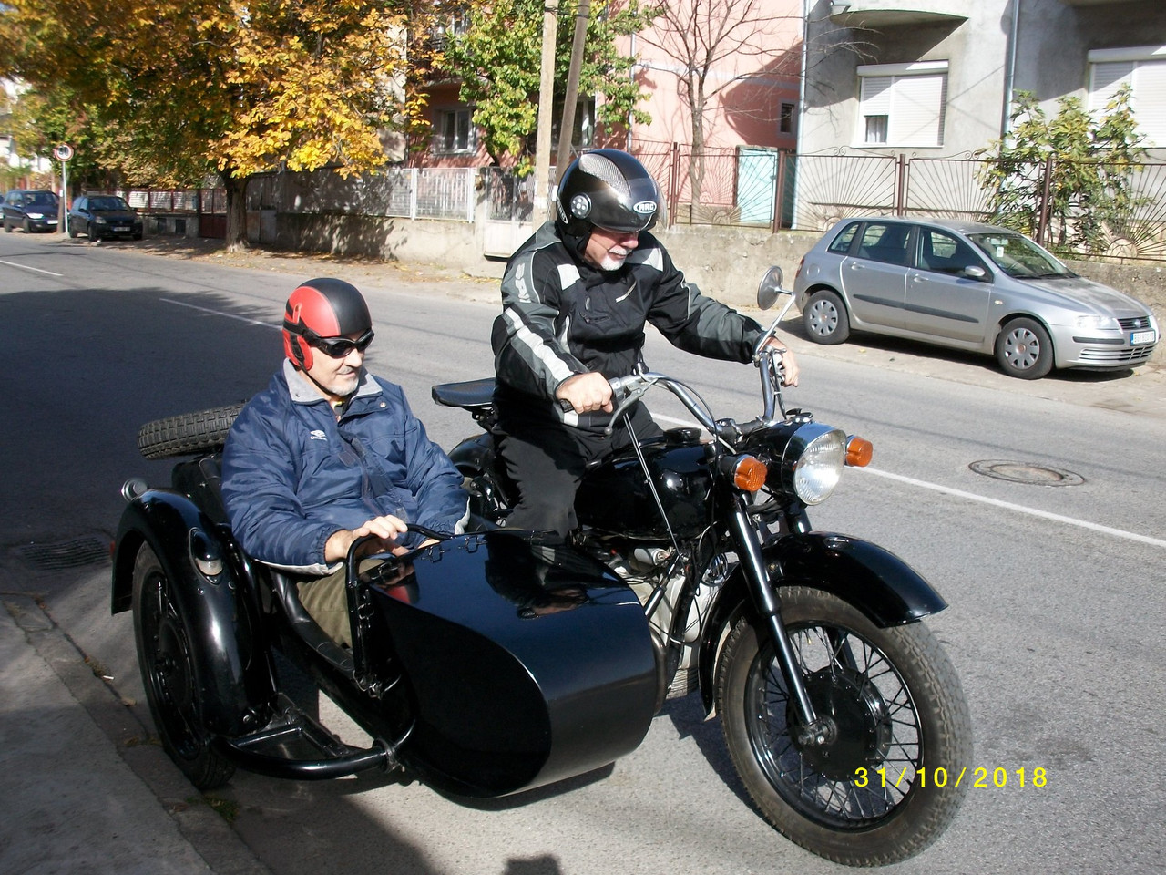 45039352-1937726632940698-18074569068563