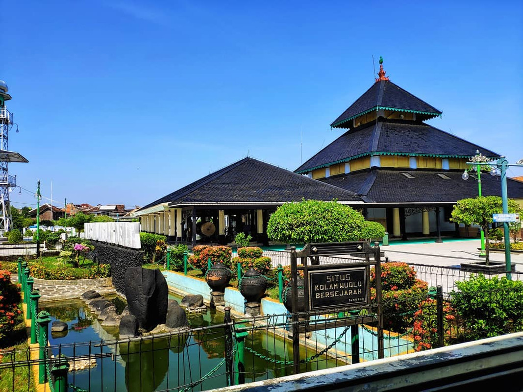 Tempat Wisata Di Kudus Dan Demak