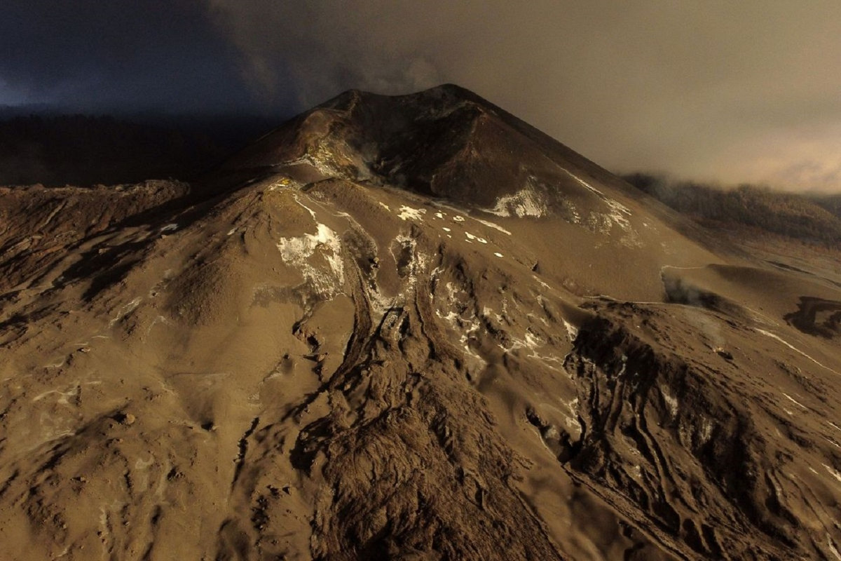 Tras 85 días de erupción el Volcán Cumbre Vieja en España por fin duerme