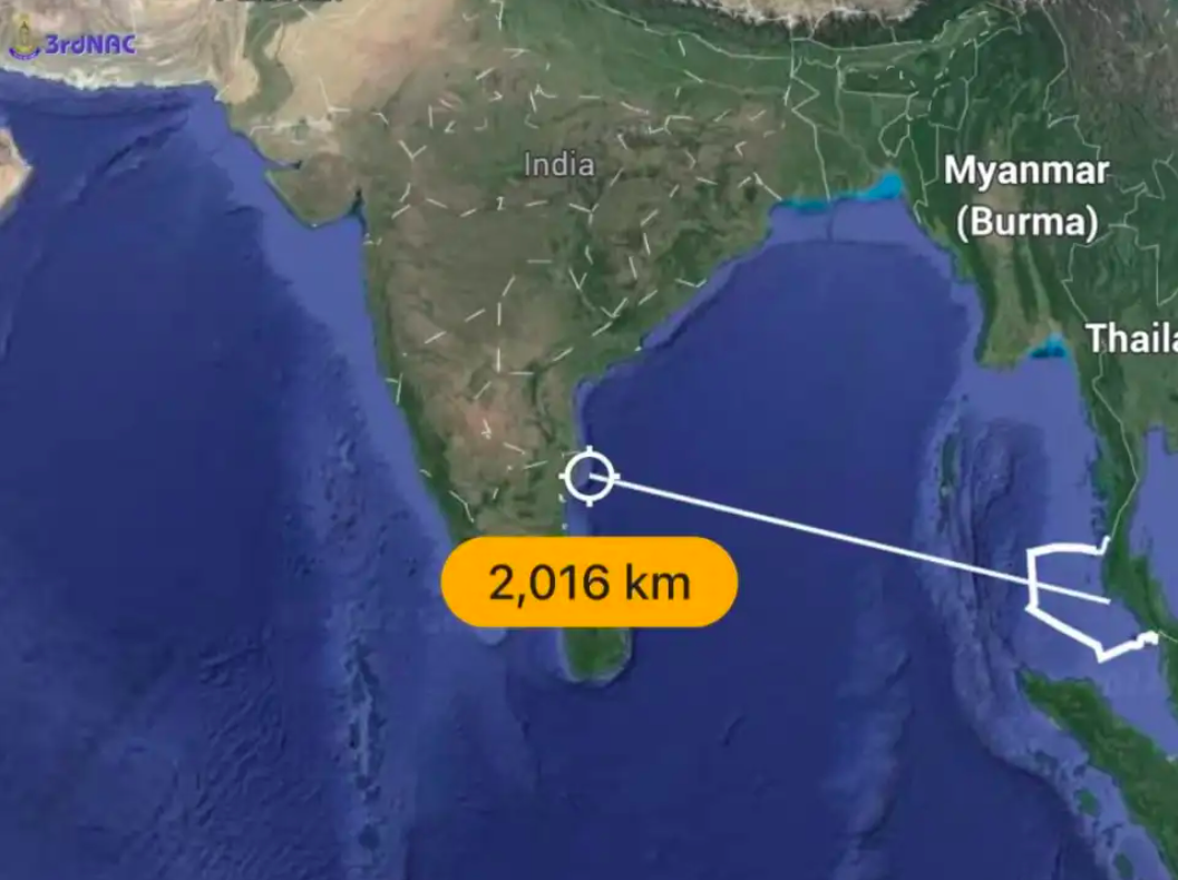 Hombre intenta remar 2,000 km para ver a su esposa; fue rescatado en Tailandia