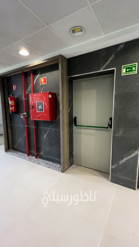 IMG-2753-00-01-15-29-Still037