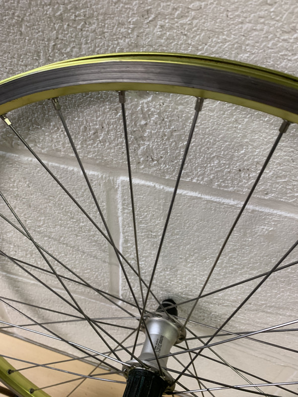 6151B8F5-7B7E-4652-ACAB-53E6FAAAF191