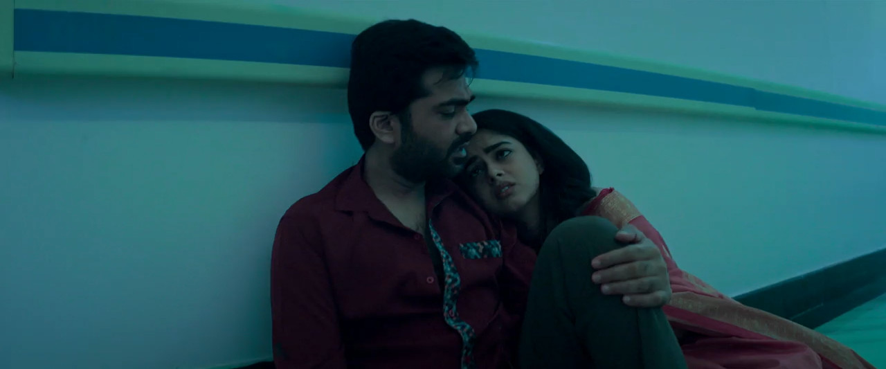 Vendhu Thanindhathu Kaadu 2022 WebRip [Hindi + Tamil] 480p 720p ESub Screenshot