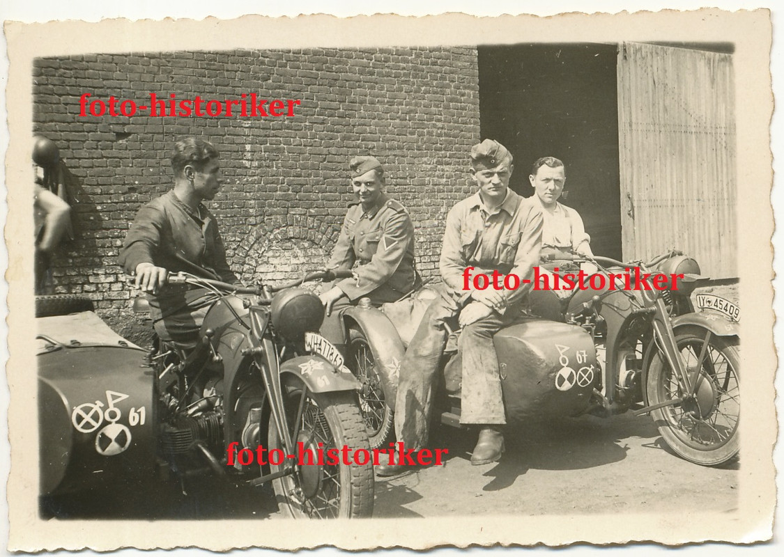 Zundapp KS600W (left)M.G.Btl.10