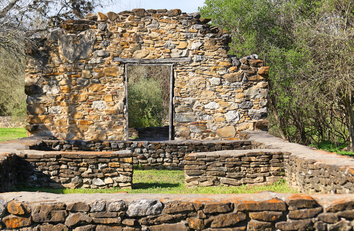 IMAGE: https://i.postimg.cc/44Wr2KgG/Mission-Espada-ruins-house-4a.jpg