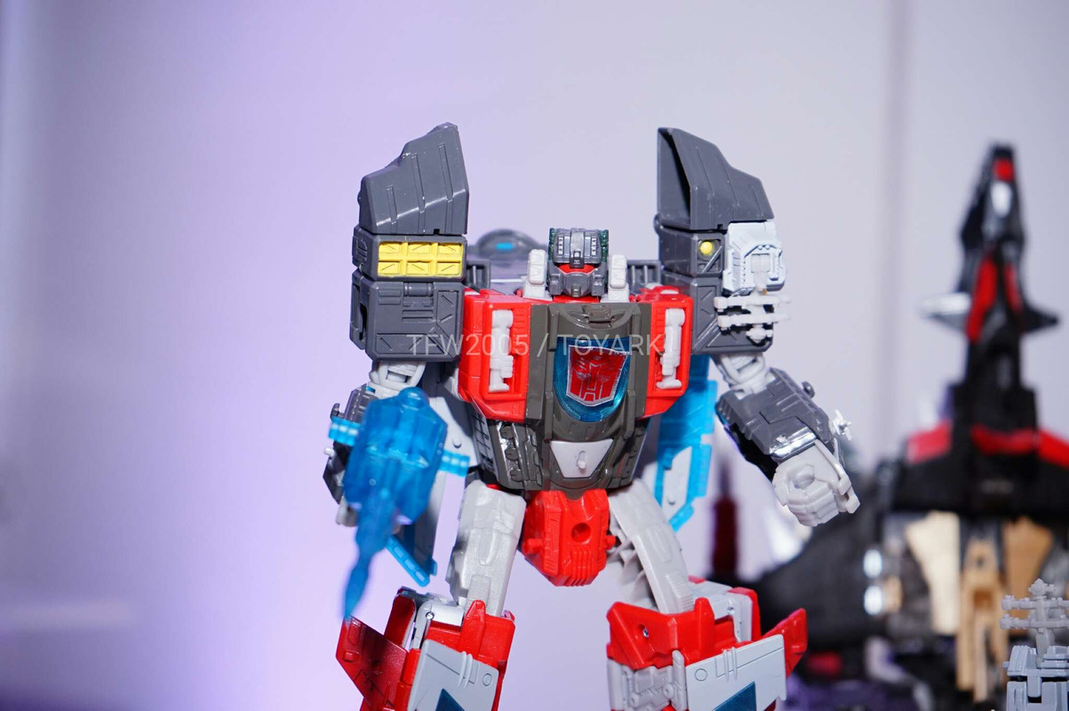 NYCC2016-Titans-Return-088