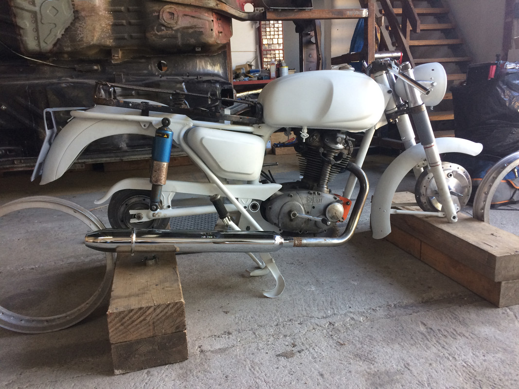 ACA2DF77-9BA4-469C-98F9-3DA674016743