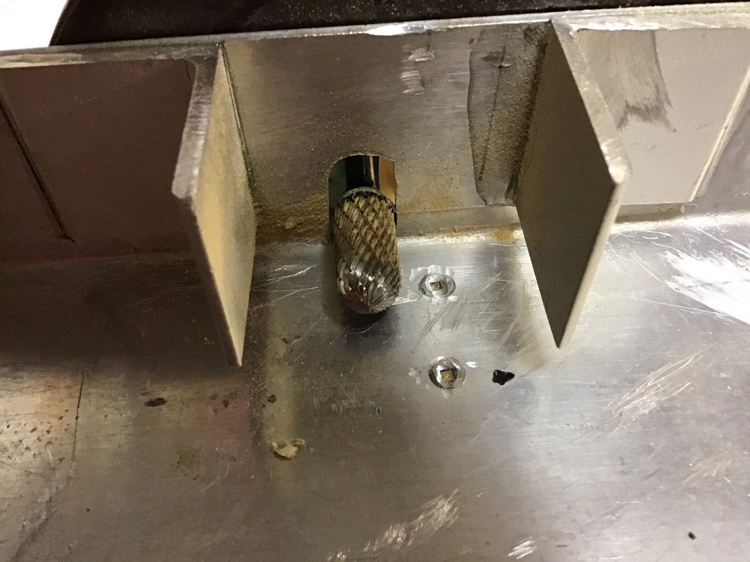 D8D9155C-3987-41F3-A3E3-750A24B26728