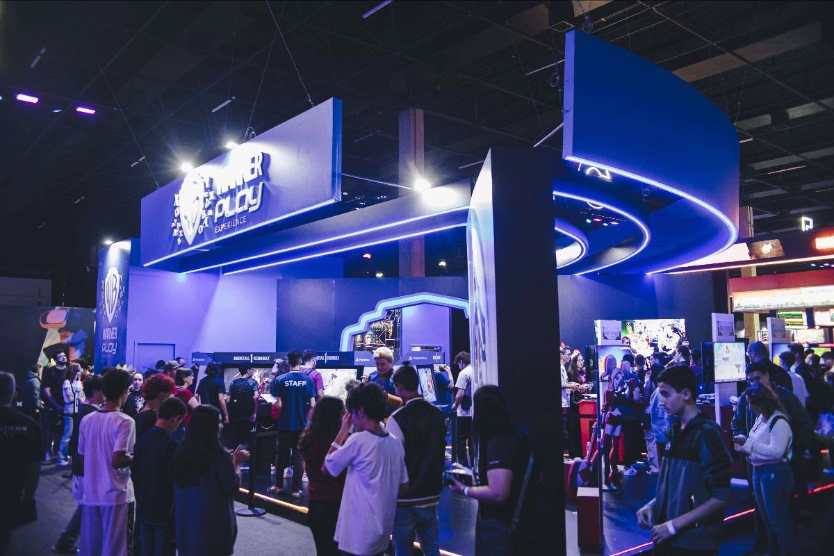 Gamescom-Warner