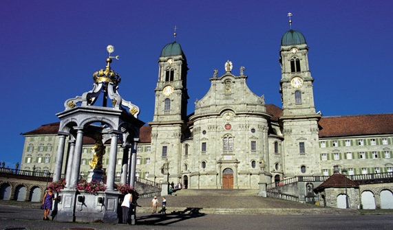 Einsiedeln, il cuore della Svizzera cattolica dans Angeli Madonna-Nera-di-Einsiedeln