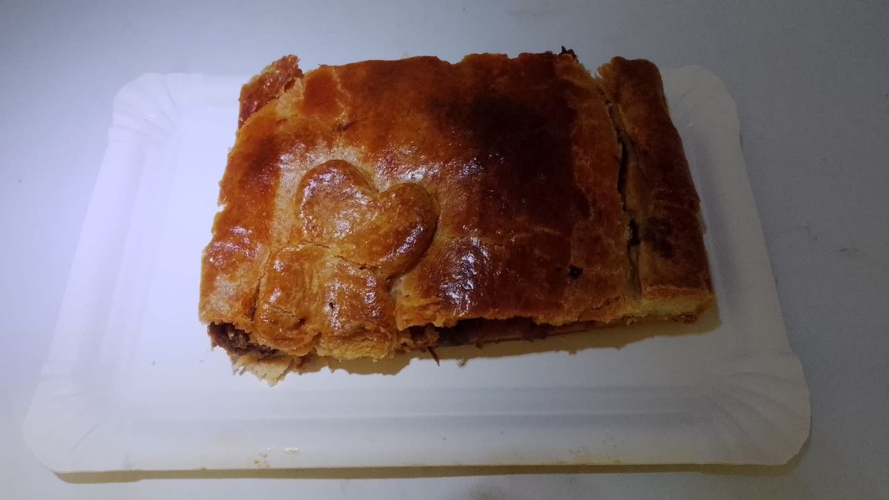 Empanada De Atun Con Pisto Artesanal