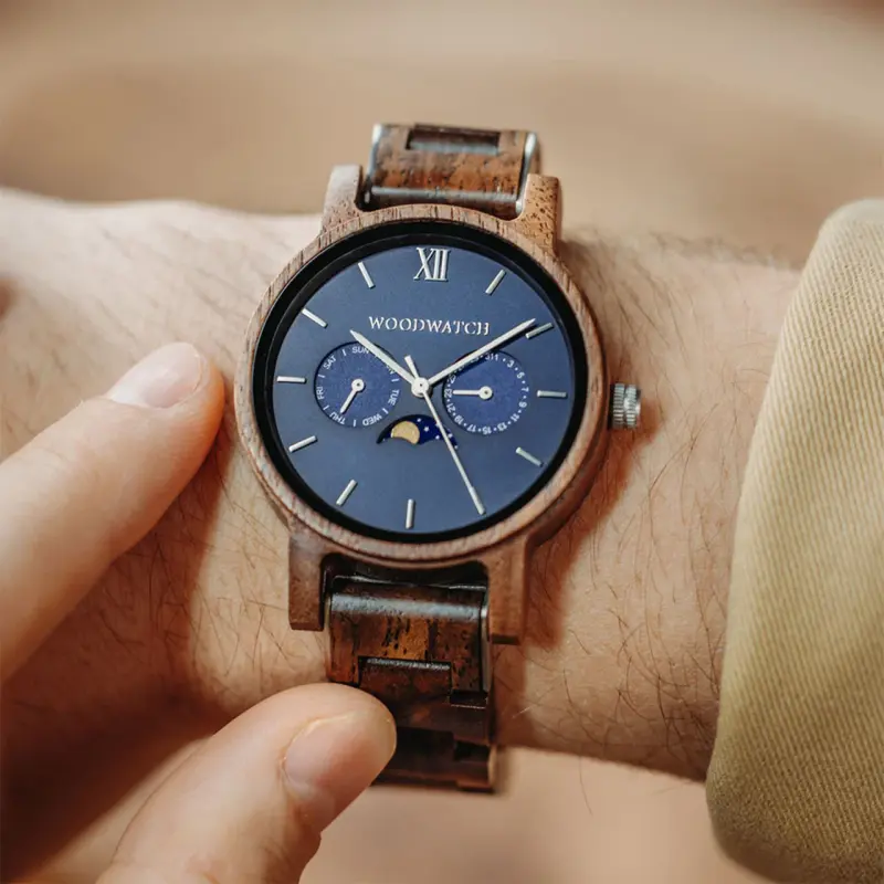 Mariner-Wood-Watch-with-blue-dial-and-silver-details-classic-wooden-watch-for-him