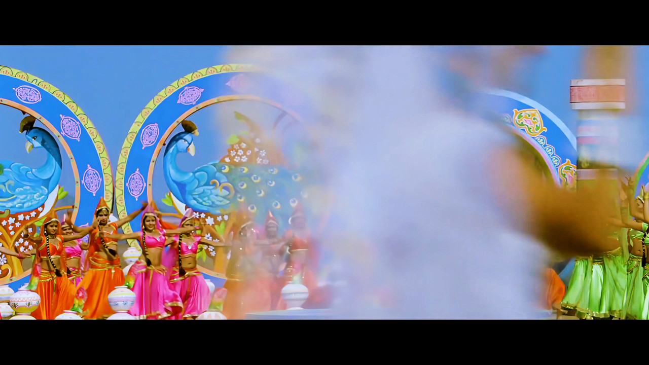 Tamanna Hot Song From Himmatwala Naino Main Sapna 4K (Best Quality).mp4_snapshot_01.27_[2021.04.05_1