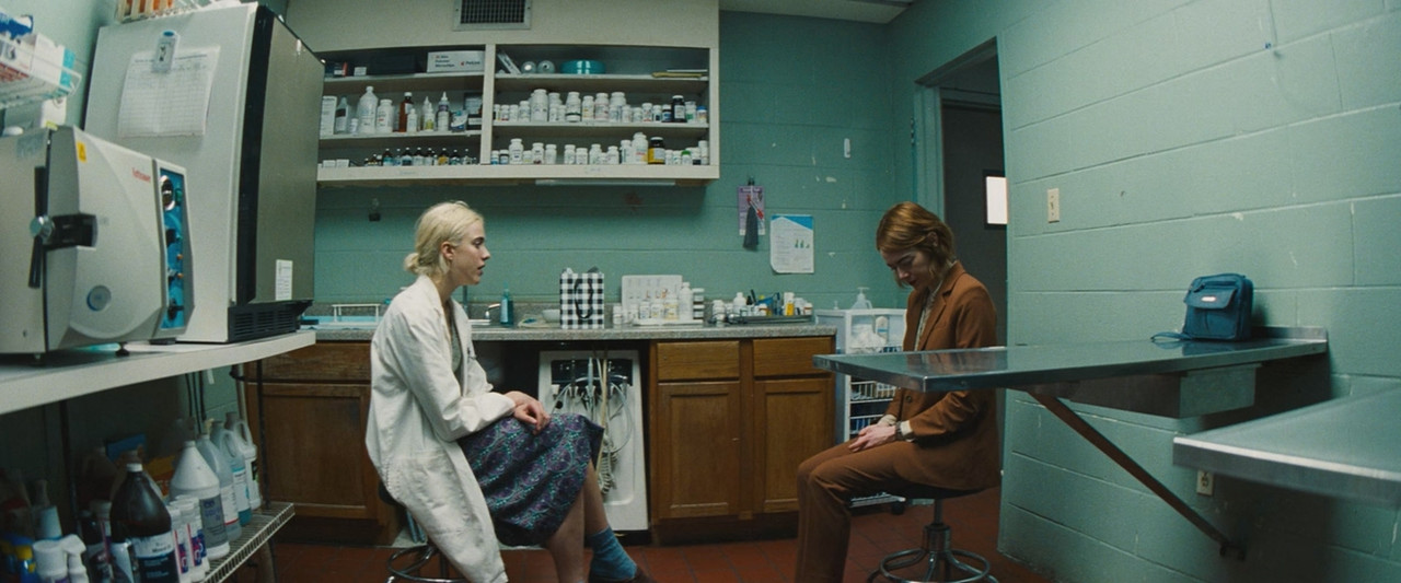 Kinds of Kindness (2024) .mkv 720p WEB-DL DDP 5.1 iTA ENG H264 - FHC.mkv_20240828_002209.545