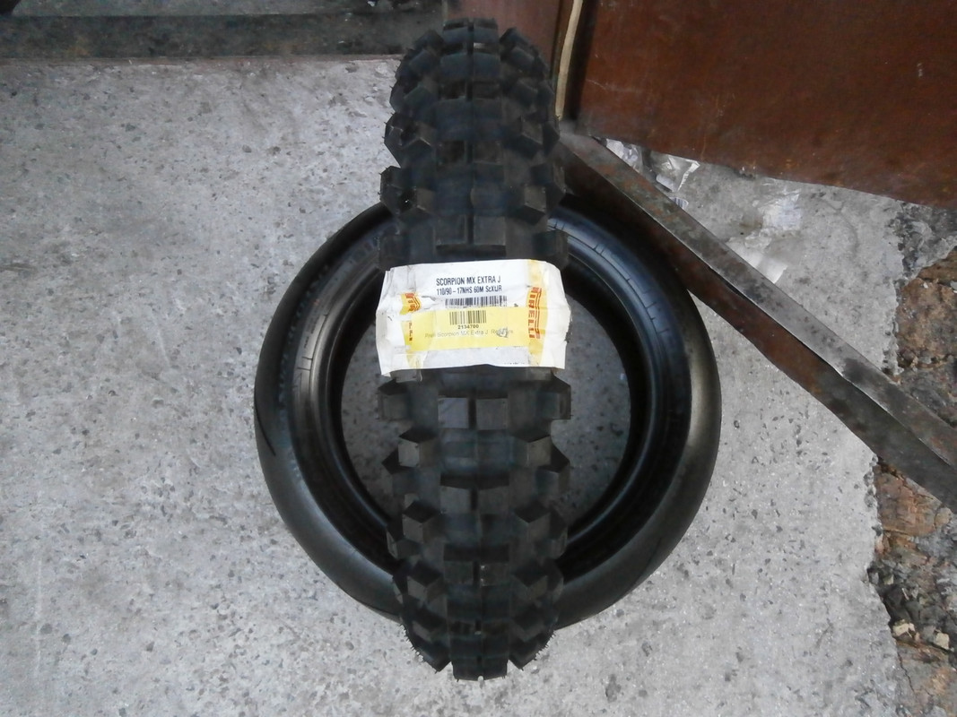 Мотошина Pirelli Scorpion MX Extra j