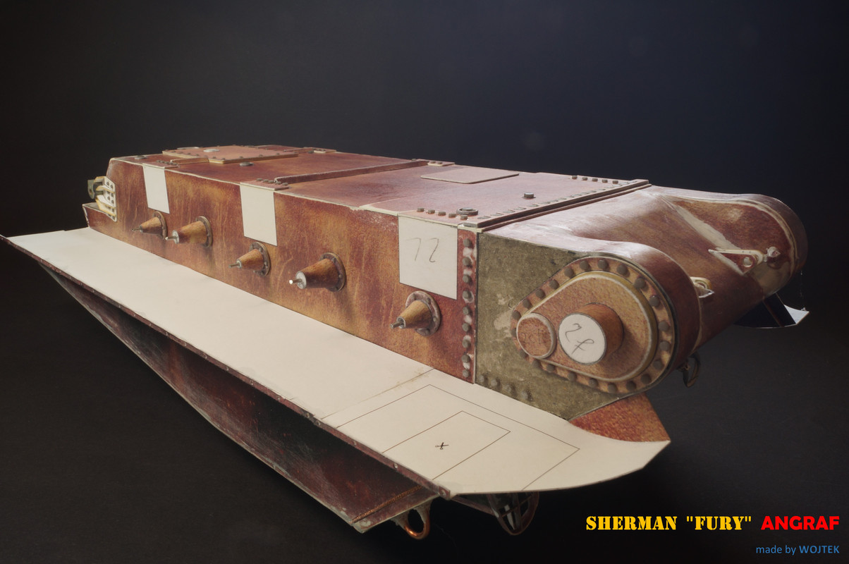 M4A3E8 SHERMAN  FURY 134