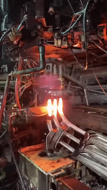 https://i.postimg.cc/44q7w0km/6.gif