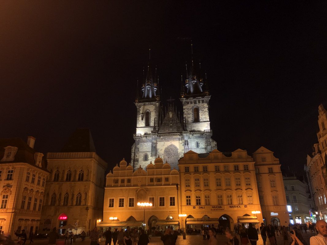 7BAC2581-2B9E-442A-A226-38C998B5EF63