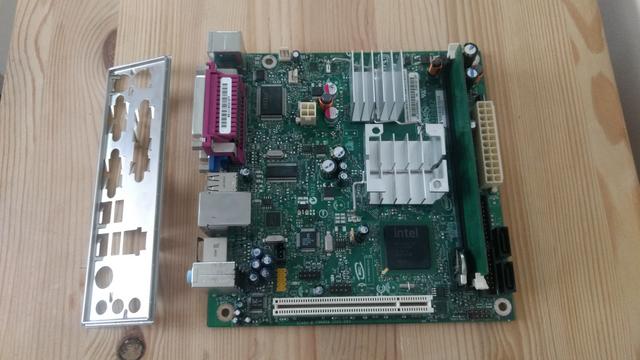 D945GCLF2_Motherboard_1