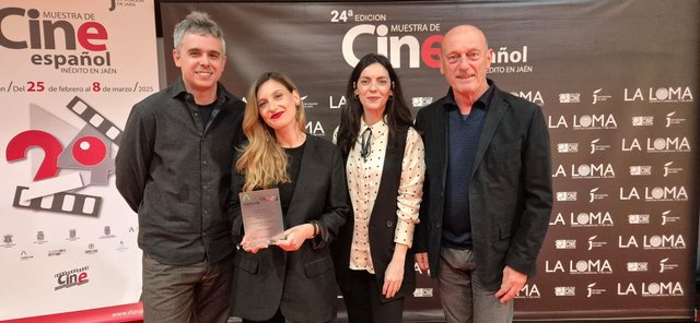 LAURA HOJMAN RECIBE EL PREMIO ASECAN JOSEFINA MOLINA EN LA MUESTRA DE CINE ESPAÑOL INÉDITO DE JAÉN 2025