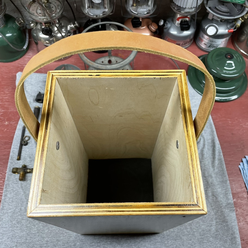 E2CB052F-366F-4660-8788-7A58D15FA620