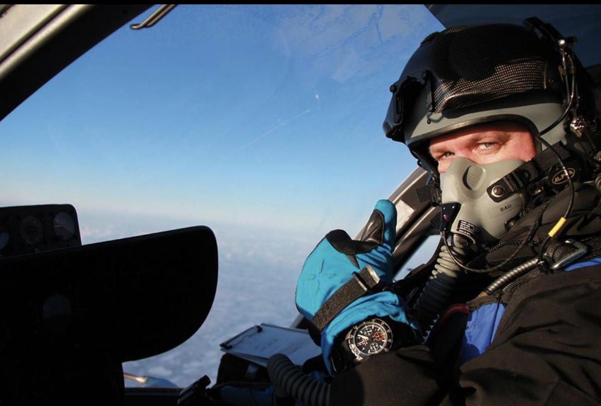 CE6F2471-2822-4C7A-9DA6-301BC2245577