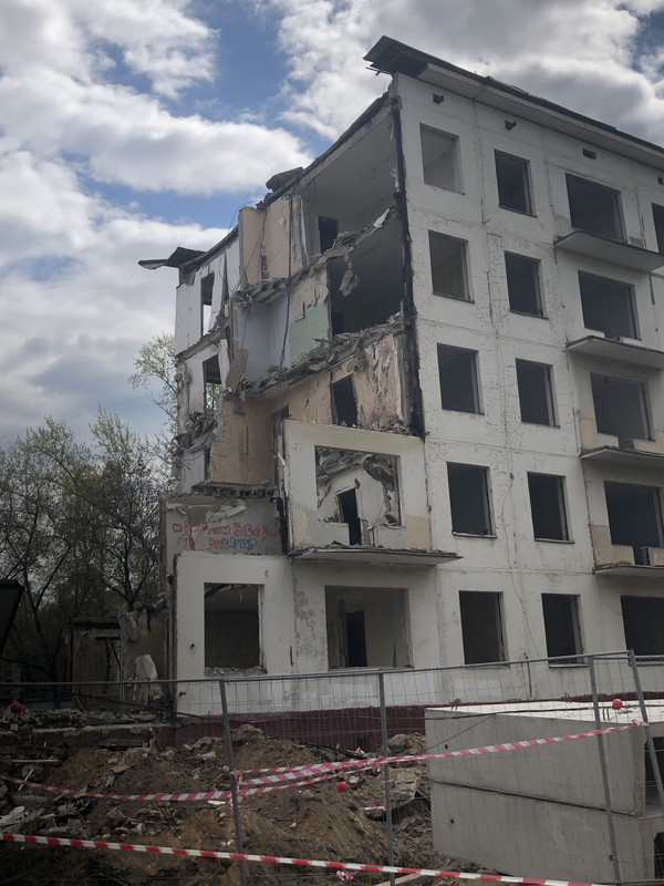 D3922027-22F7-429C-932C-00419BF2C0DA