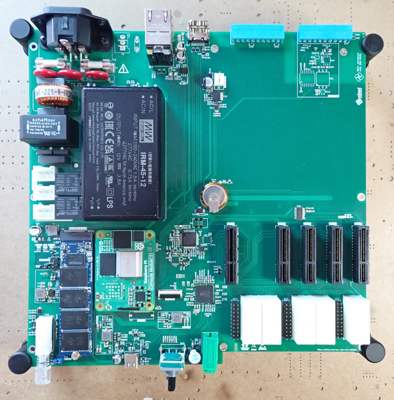 Mainboard r1B1 (lo res)