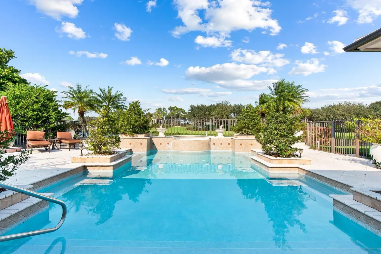 15273 Southwest 37th Street, Davie, FL 33331