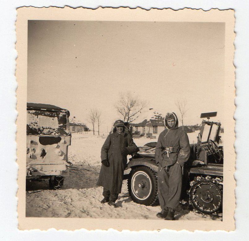 Leichte Halbkette(Sd.Kfz.10) - Ostfrond - Winter - Soldat im Sch
