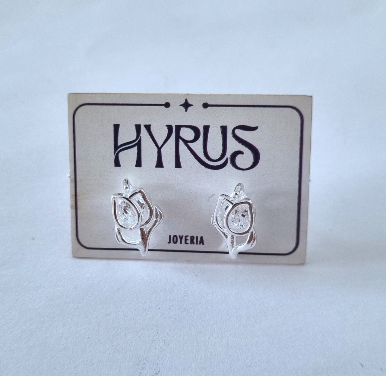 Arete de Tulipán blanco #00210