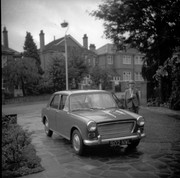 Morris-1100-1.jpg