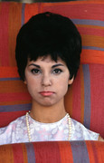 marlo-thomas-b17