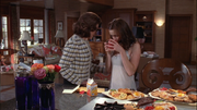 Gilmore-Girls-S06-E01-Una-nuova-Lorelai-